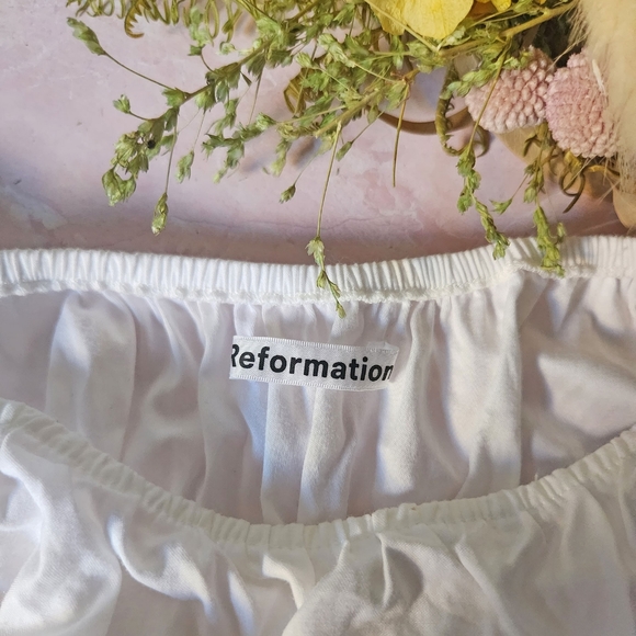 Reformation Helena Top in White - Picture 6 of 8